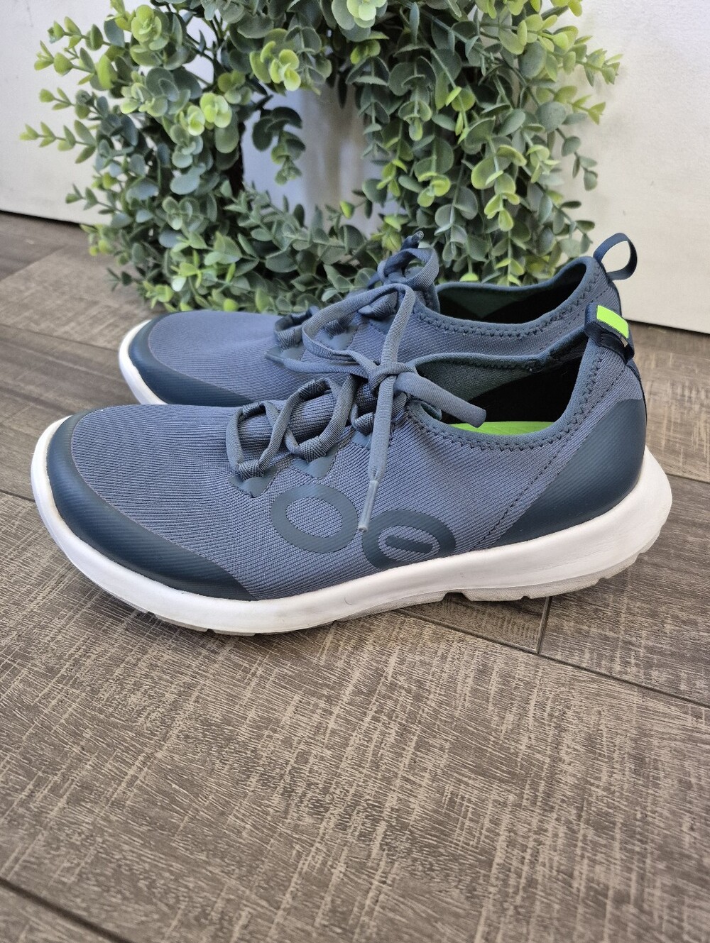 OOFOS OOMG Sport Sneakers LS Low Top Lace Up Ortho Arch Support Mens 8 Blue